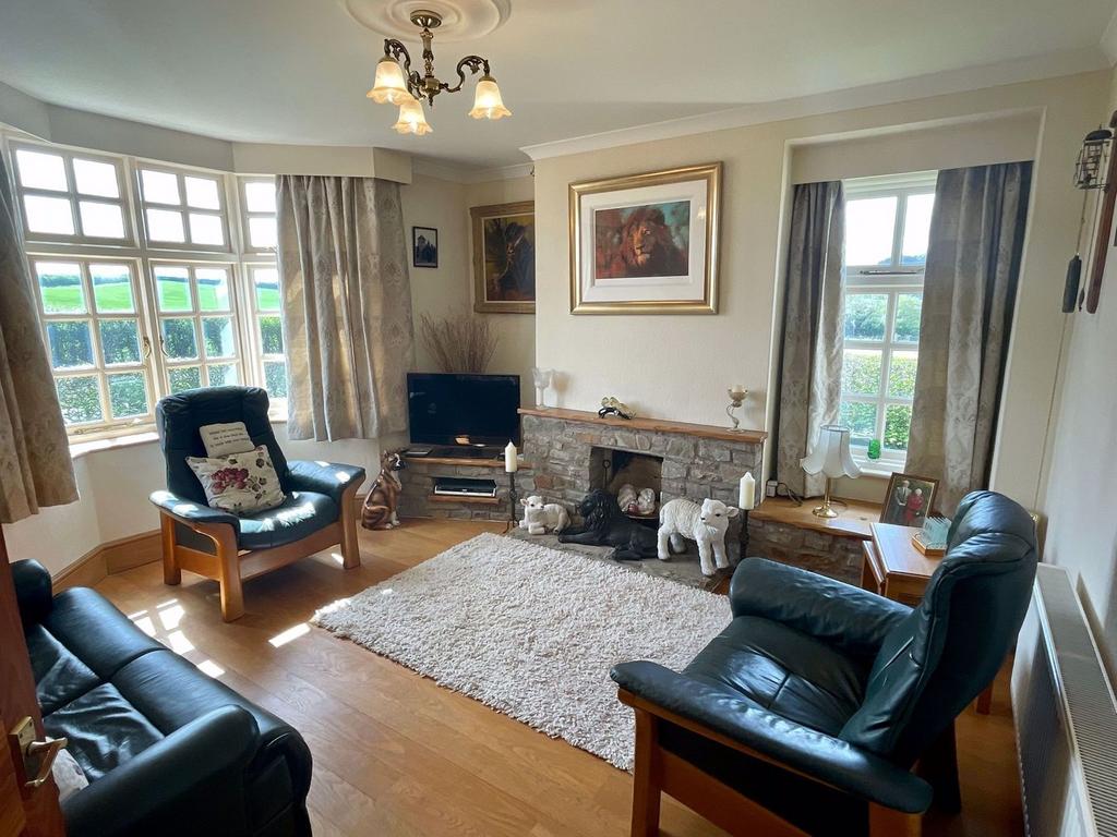 Swainshill, Hereford, HR4 3 bed detached house for sale £469,500