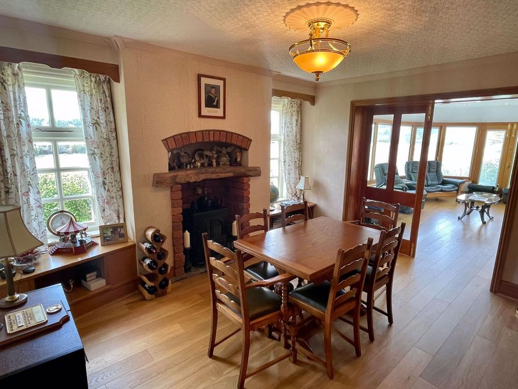 Swainshill, Hereford, HR4 3 bed detached house for sale £469,500