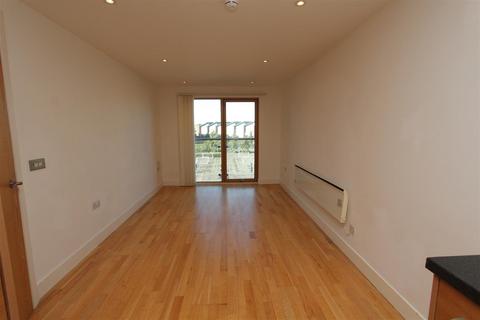 1 bedroom flat to rent, La Salle, Leeds Dock