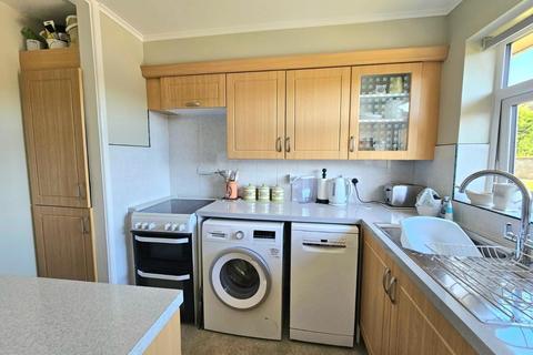 1 bedroom flat for sale, Elm Lodge, Hopton Road, Cam