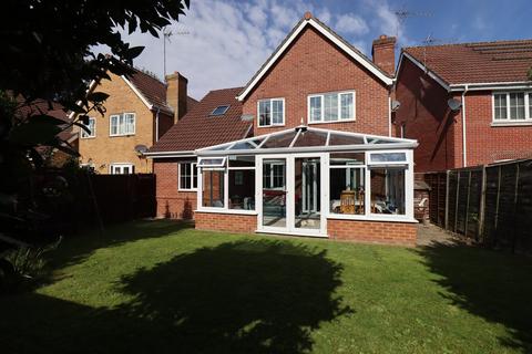 4 bedroom detached house for sale,  Castle Close, FARNBOROUGH GU14