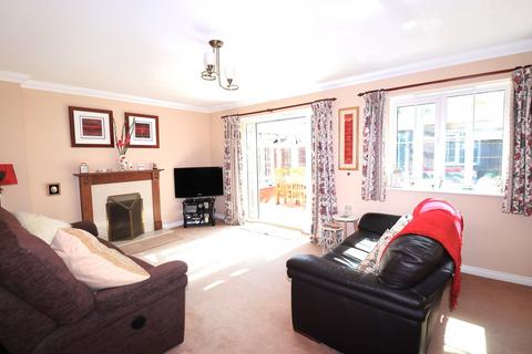 4 bedroom detached house for sale,  Castle Close, FARNBOROUGH GU14