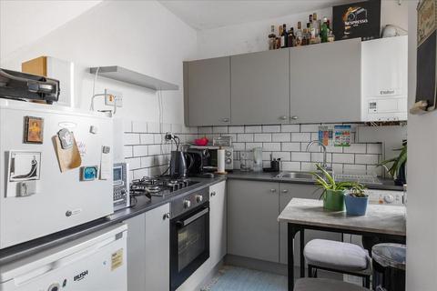 1 bedroom apartment for sale, Barons Court Road, West Kensington, London, W14