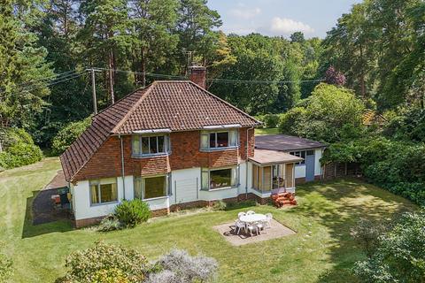 3 bedroom detached house for sale, Firway, Grayshott, Hindhead, Hampshire, GU26