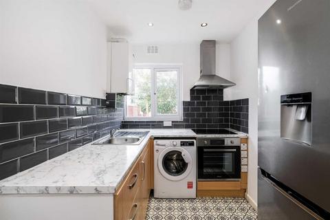 17 Frances Road, London, E4 9DH