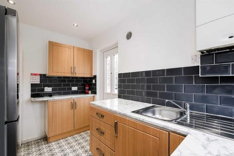 17 Frances Road, London, E4 9DH