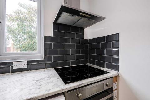17 Frances Road, London, E4 9DH