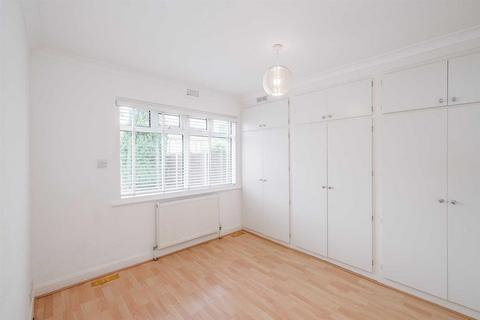 17 Frances Road, London, E4 9DH
