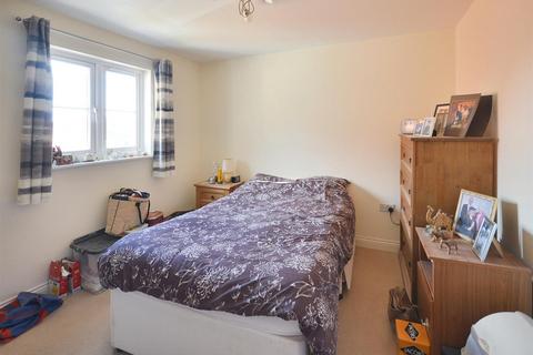 1 bedroom flat for sale, Oake Woods, Gillingham