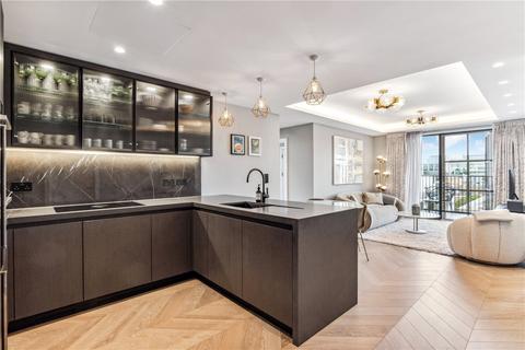 3 bedroom apartment for sale, Cleveland Street, London, W1T