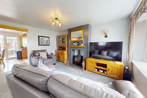 3 bedroom semi-detached house for sale, Sorrel Gardens, South Shields, Tyne and Wear, NE34 8TY