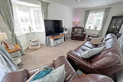 4 bedroom detached house for sale, Jubilee Way, Peterborough PE6