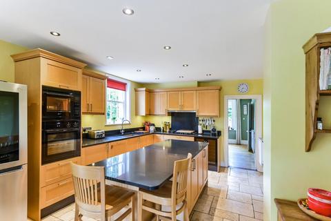 5 bedroom detached house for sale, Lees Road, Brabourne Lees, Ashford, Kent, TN25