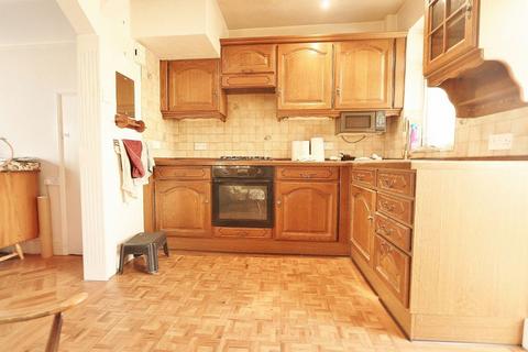 2 bedroom terraced house for sale, Linley Crescent, Collier Row, Romford, Essex, RM7 8RB