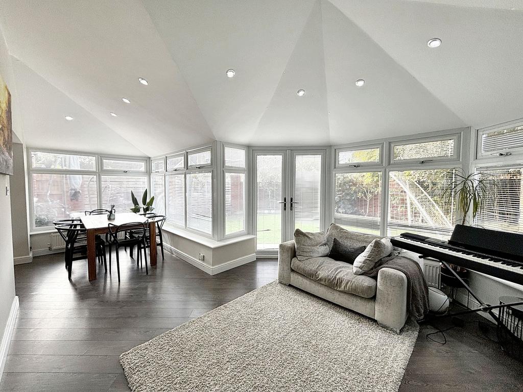 Dining/Sitting Room