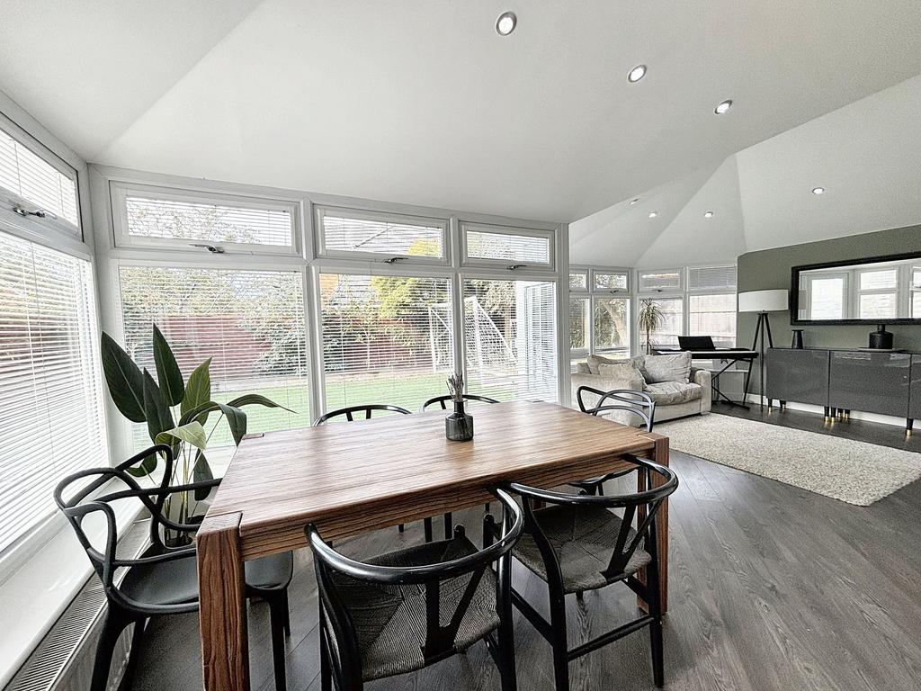 Dining/Sitting Room