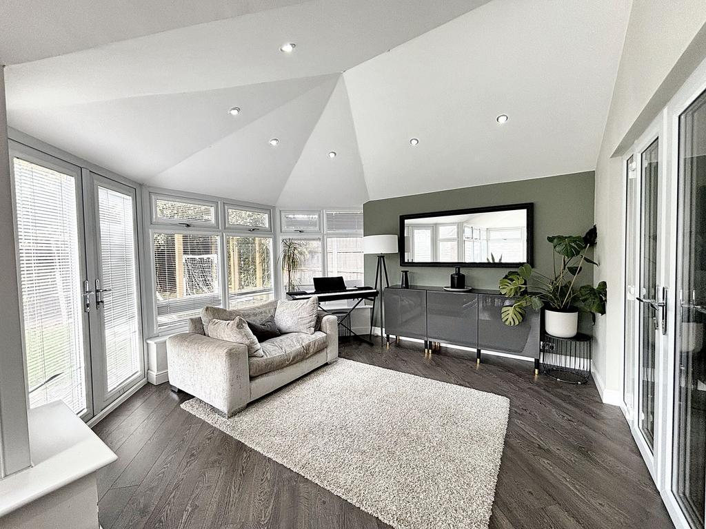 Dining/Sitting Room