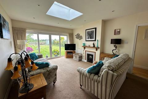 47 Colenorton Crescent, Eton Wick, Windsor, SL4 6NW