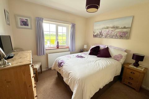 47 Colenorton Crescent, Eton Wick, Windsor, SL4 6NW