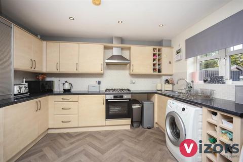 23 Alder Carr Close, Redditch, B98 7PF