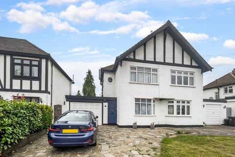 3 bedroom semi-detached house for sale, Queensway, Orpington BR5