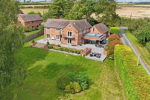 7 bedroom detached house for sale, Long Crendon, Buckinghamshire