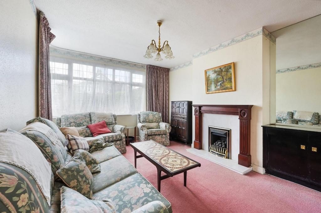 Chadacre Road, Stoneleigh 3 bed semidetached house for sale £650,000