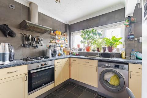 2 bedroom flat for sale, Bracondale, Norwich