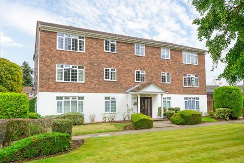 1 bedroom apartment for sale, Hillcrest Court, Weybridge, KT13