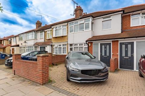 39 Lee Road, Perivale, Greenford, UB6 7BS