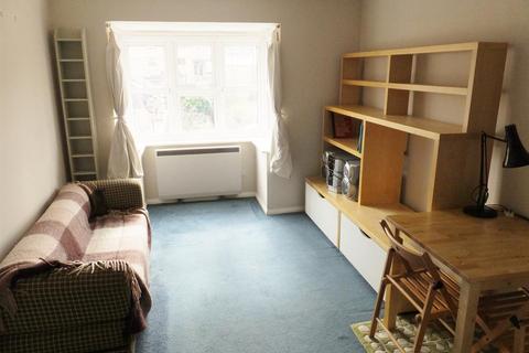 1 bedroom flat to rent, Barons Court, Whelan Way, Beddington