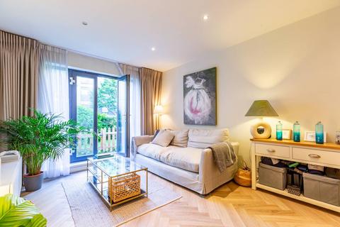 1 bedroom flat for sale, 85 Fairfield Road, London E3