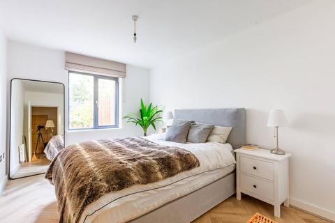 1 bedroom flat for sale, 85 Fairfield Road, London E3