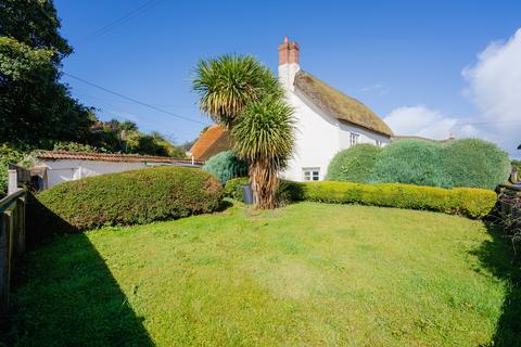 2 bedroom cottage for sale, Coleford, Crediton, EX17