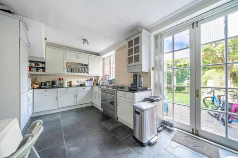 4 bedroom house for sale, Hilary Close, Fulham, London, SW6