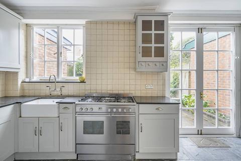 4 bedroom house for sale, Hilary Close, Fulham, London, SW6