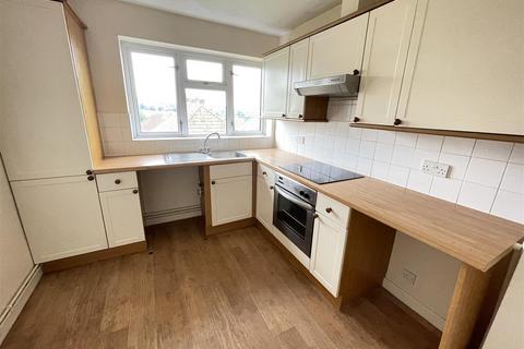 3 bedroom flat for sale, Cleveland Flats, Salisbury SP1