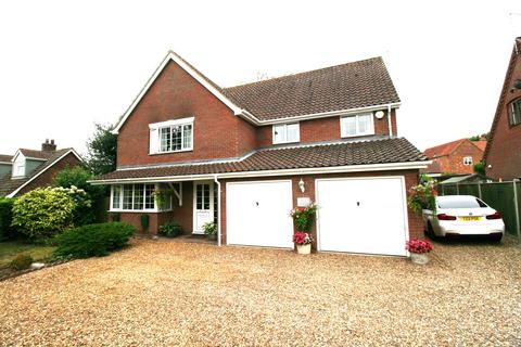 4 bedroom detached house for sale, Marsh Road, Halvergate NR13