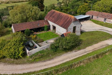 4 bedroom barn conversion to rent, Jevington Road,