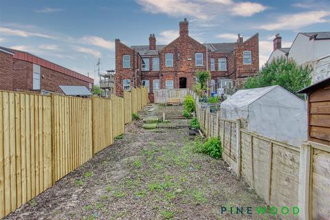 2 bedroom terraced house to rent, Chesterfield Road, Chesterfield S43