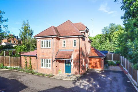 4 bedroom detached house for sale, Iris Close, Harpenden, Hertfordshire