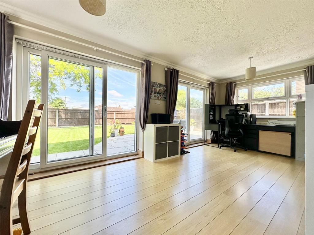 Sunroom.jpg