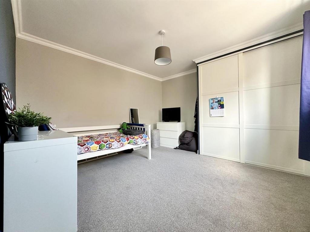 Bedroom2.jpg