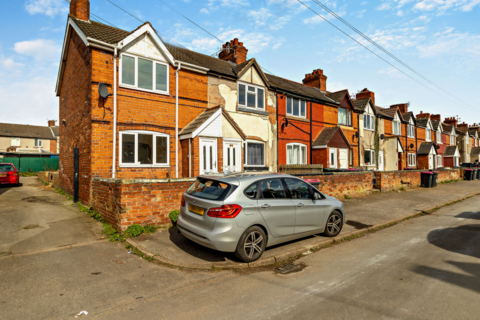 3 bedroom end of terrace house for sale, Leicester Road, Dinnington, Sheffield, S25