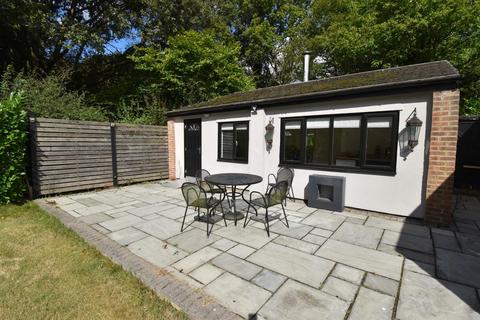 3 bedroom bungalow for sale, Southwood Chase, Danbury