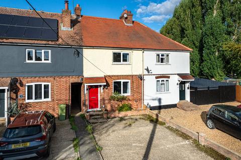 3 bedroom terraced house for sale, Lower End Road, Wavendon, Milton Keynes, MK17