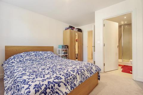 2 bedroom apartment to rent, Kennet Island,  Reading,  RG2