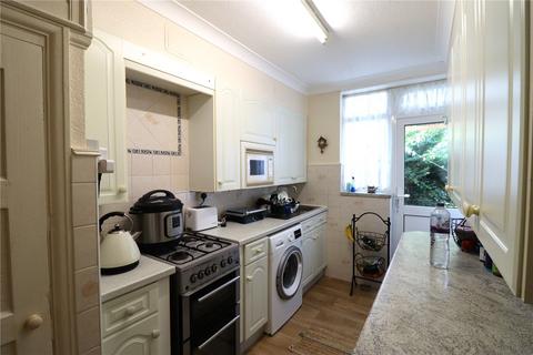 3 bedroom maisonette to rent, Marlow Court, London NW9