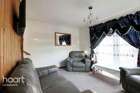 42 Kestrel Way, Luton, LU4 0UD
