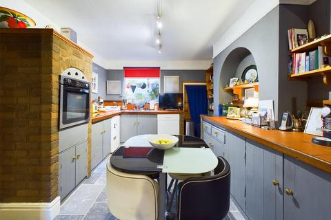 4 bedroom end of terrace house for sale, Victoria Street, Shrewsbury